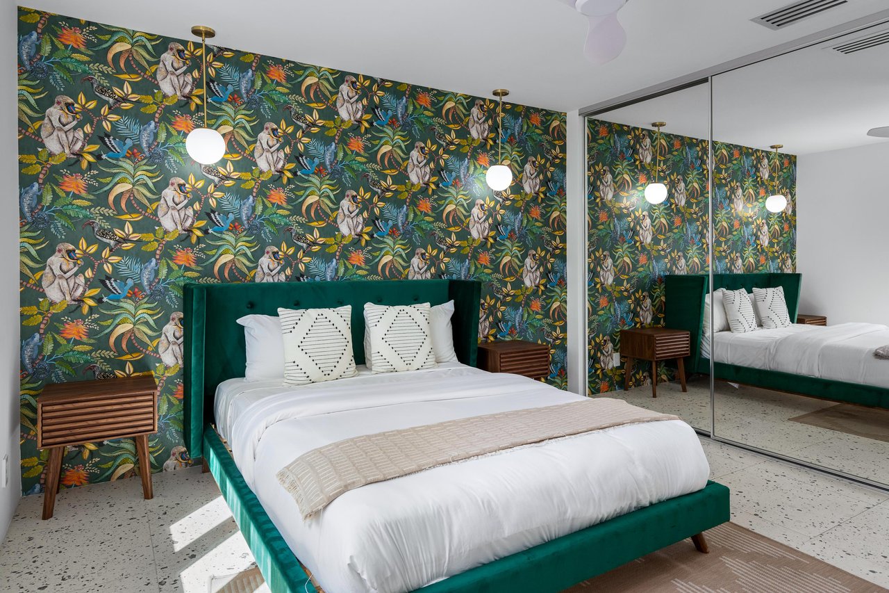 Guest bedroom
