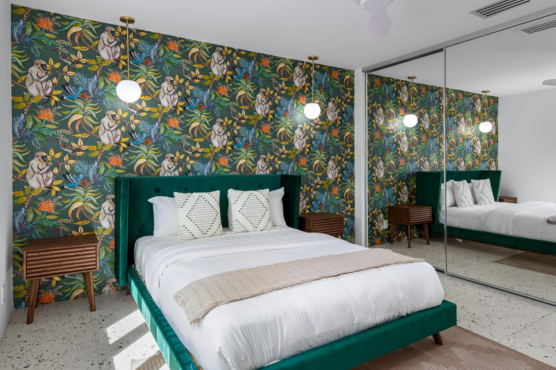 Guest bedroom