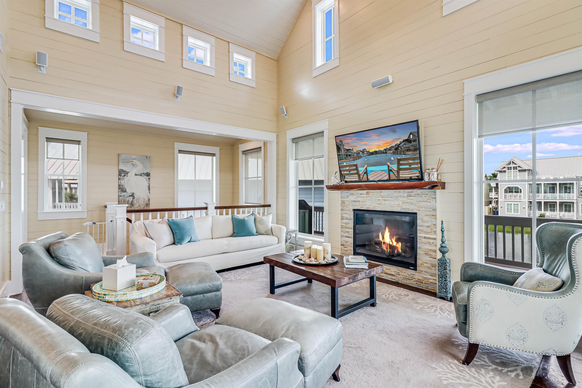 Living Area, 2nd Floor