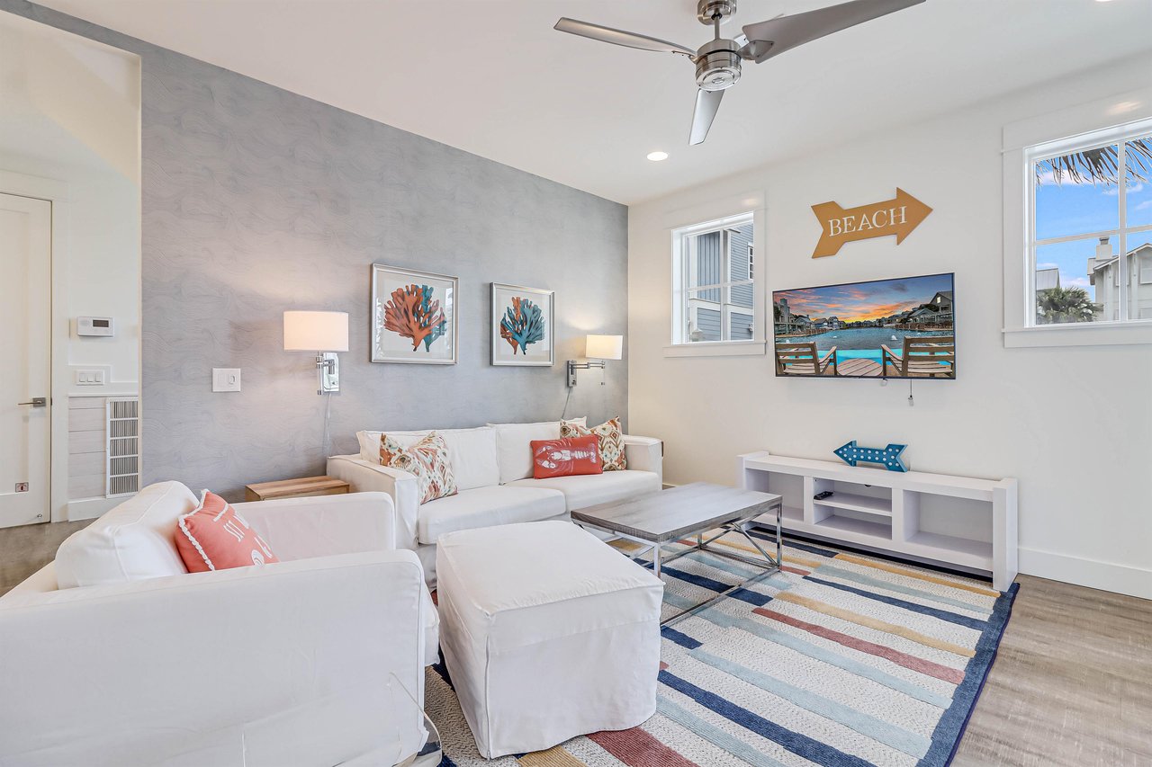 Secondary Living Area, 1st Floor