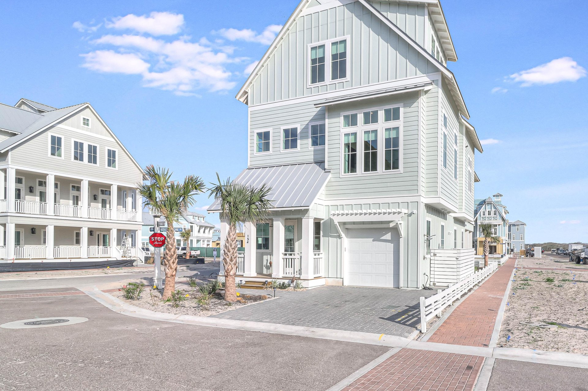 Whale of a Time, Rear Driveway