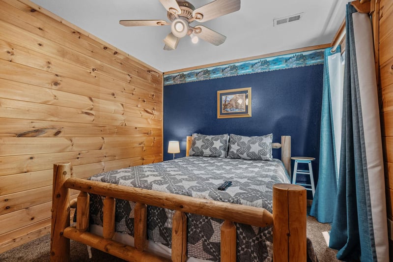 Queen Bedroom