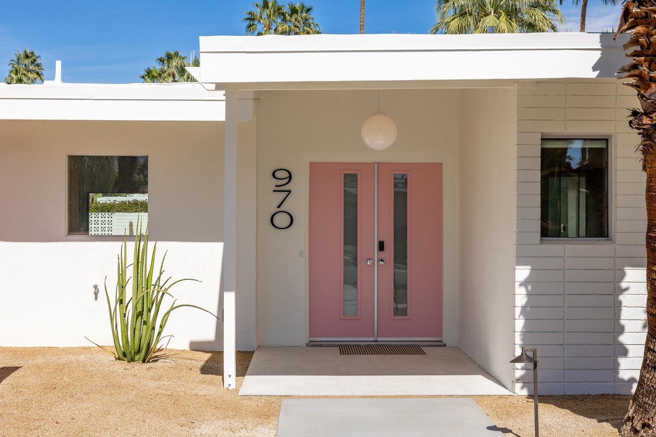 In love with the Pink Door