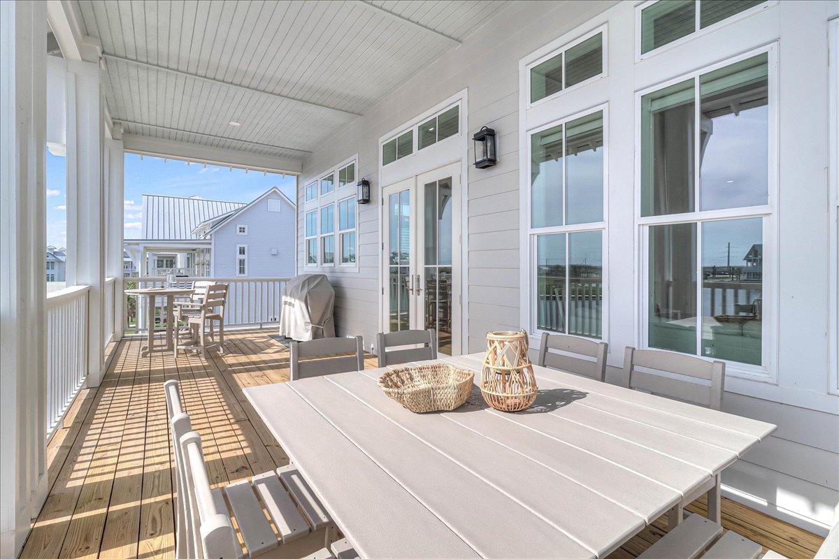 Lakeside Balcony, 2nd Floor