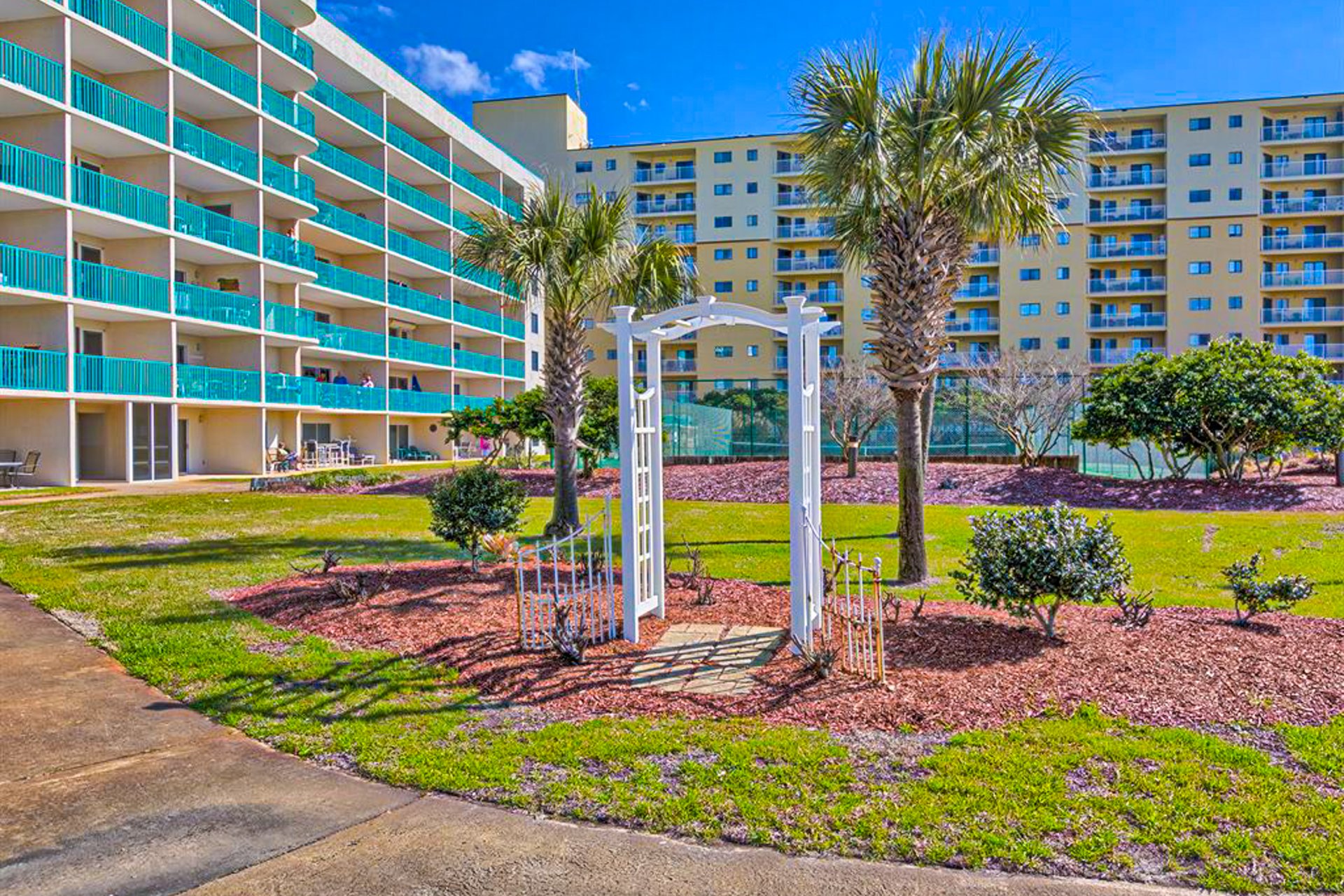 Plantation Palms 6302 18