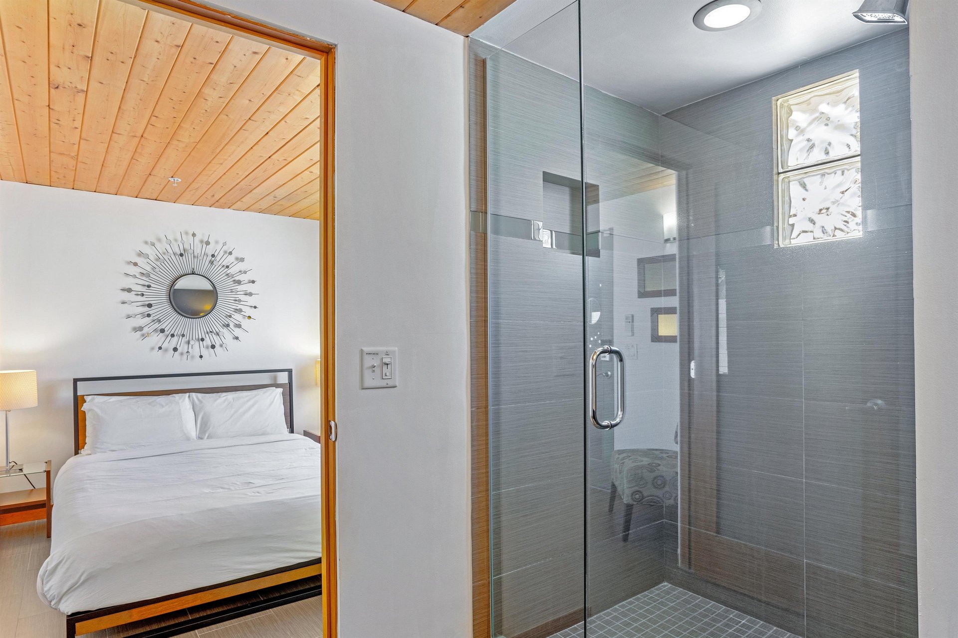 Ensuite guest bath