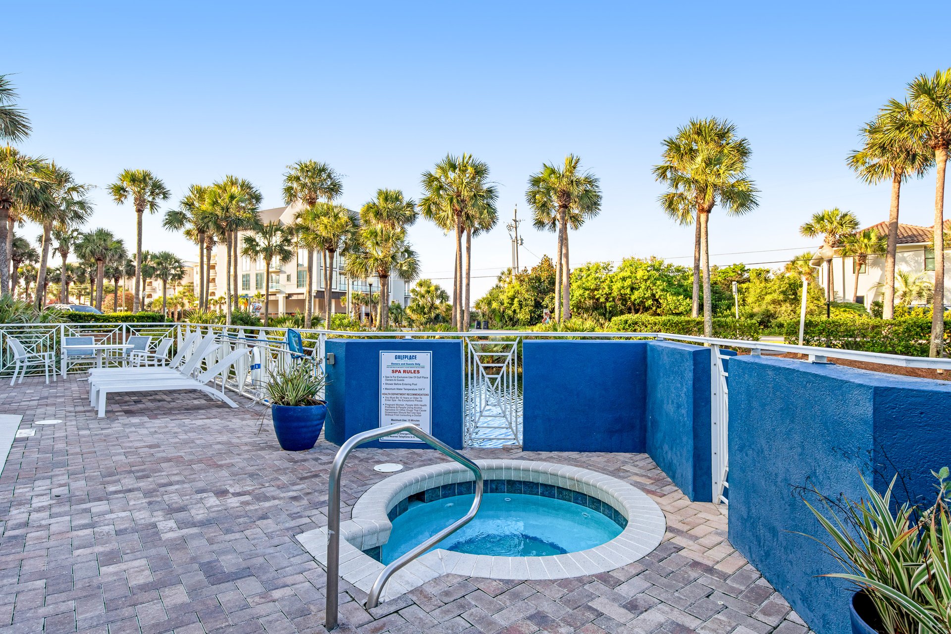 Gulf Place Residence 207 24