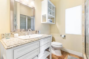 Shared Bathroom, 2nd Floor