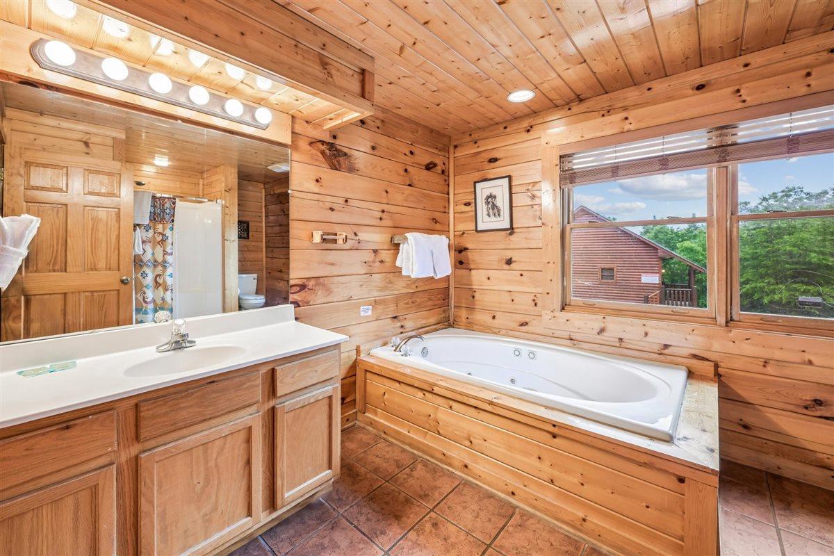 038Primary Bath