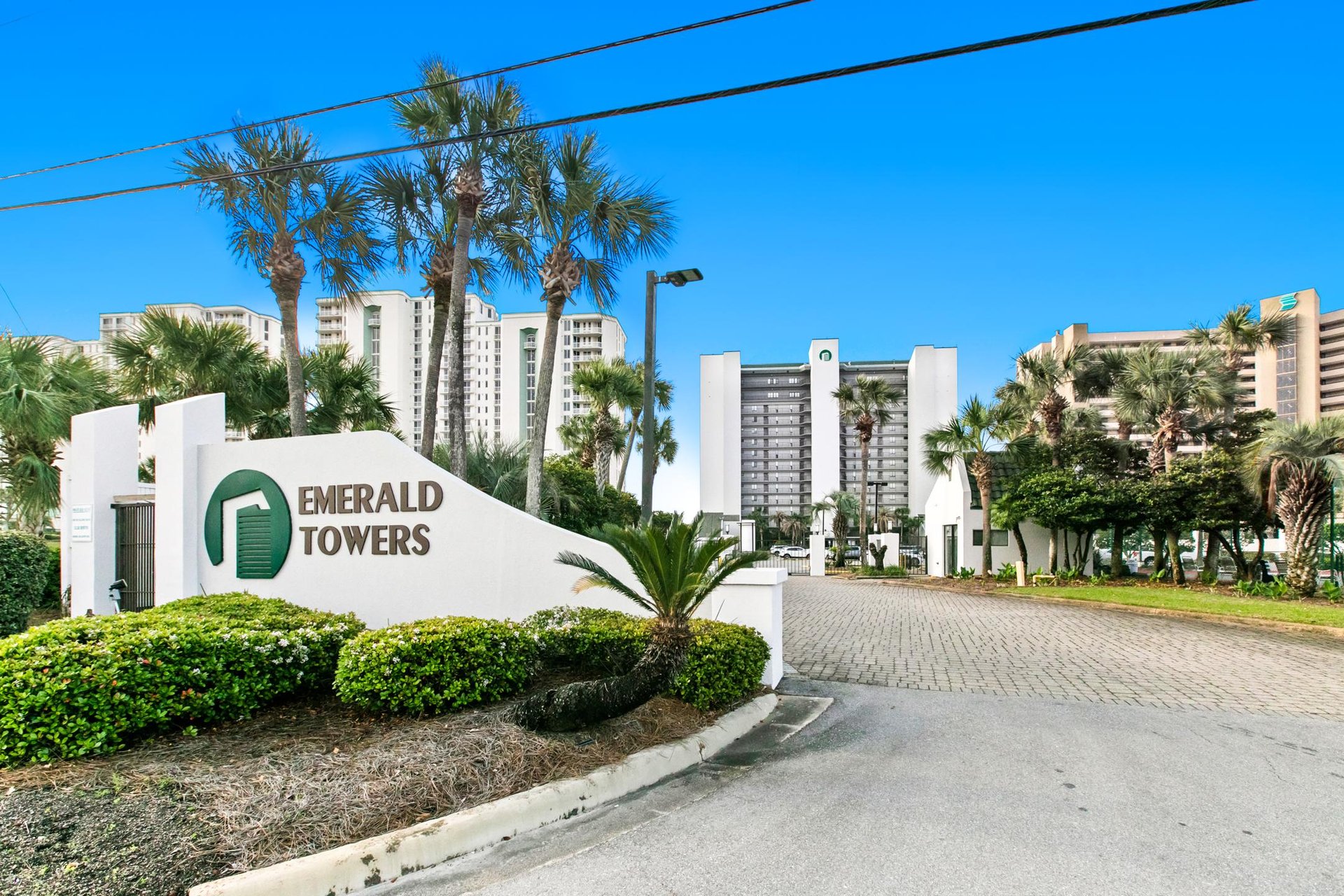 emeraldtowersamenities1.jpg