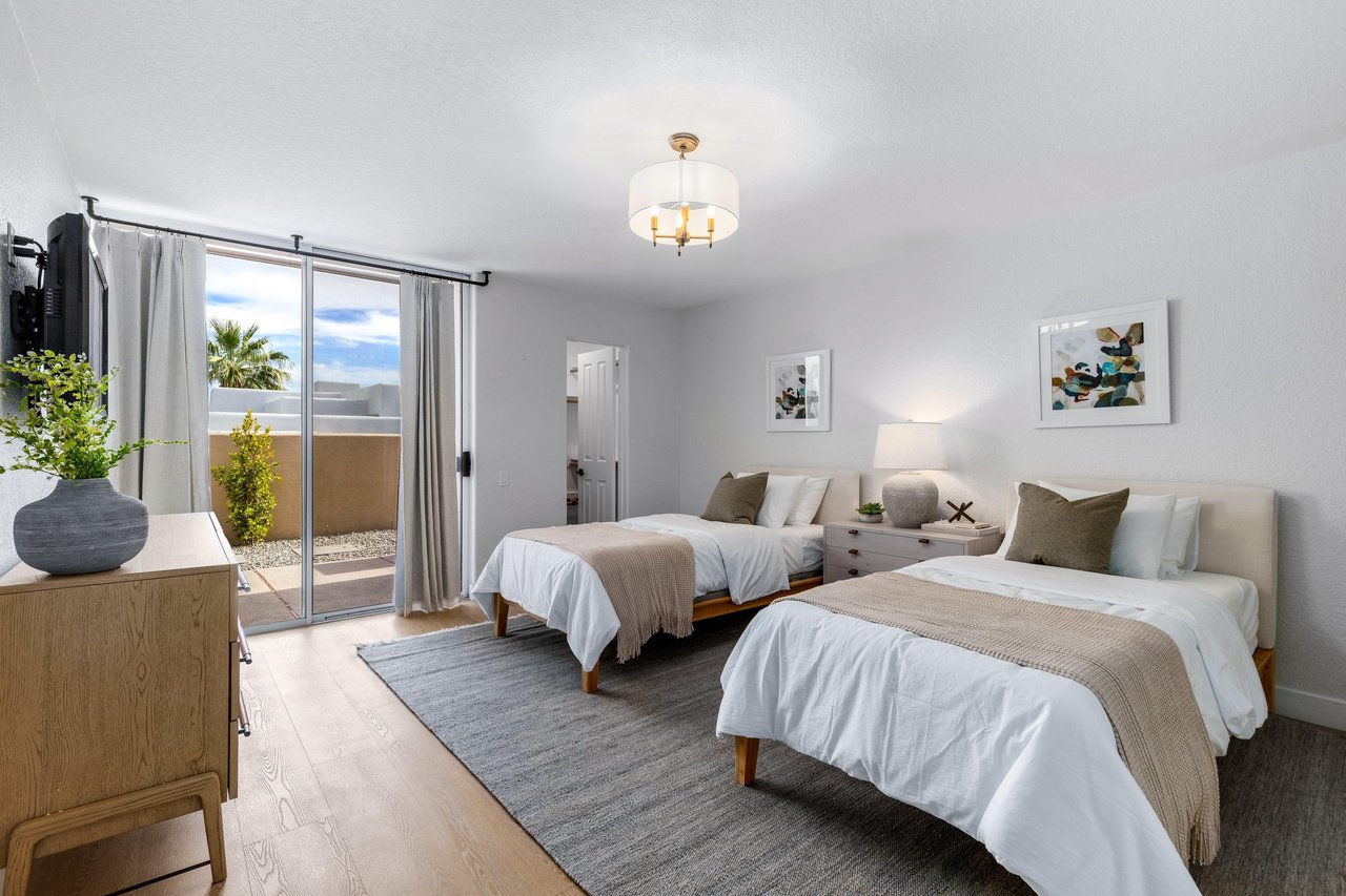 Guest bedroom