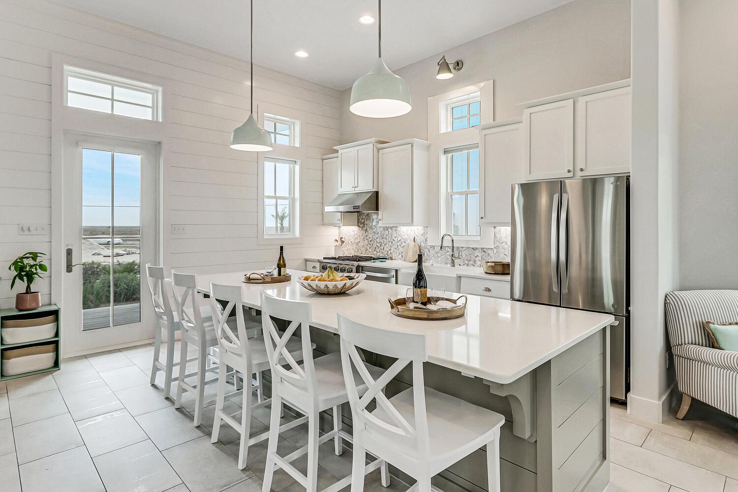 Large Kitchen Island, 1st Floor