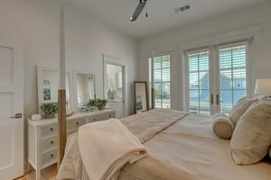 Primary King Bedroom, 2nd Floor