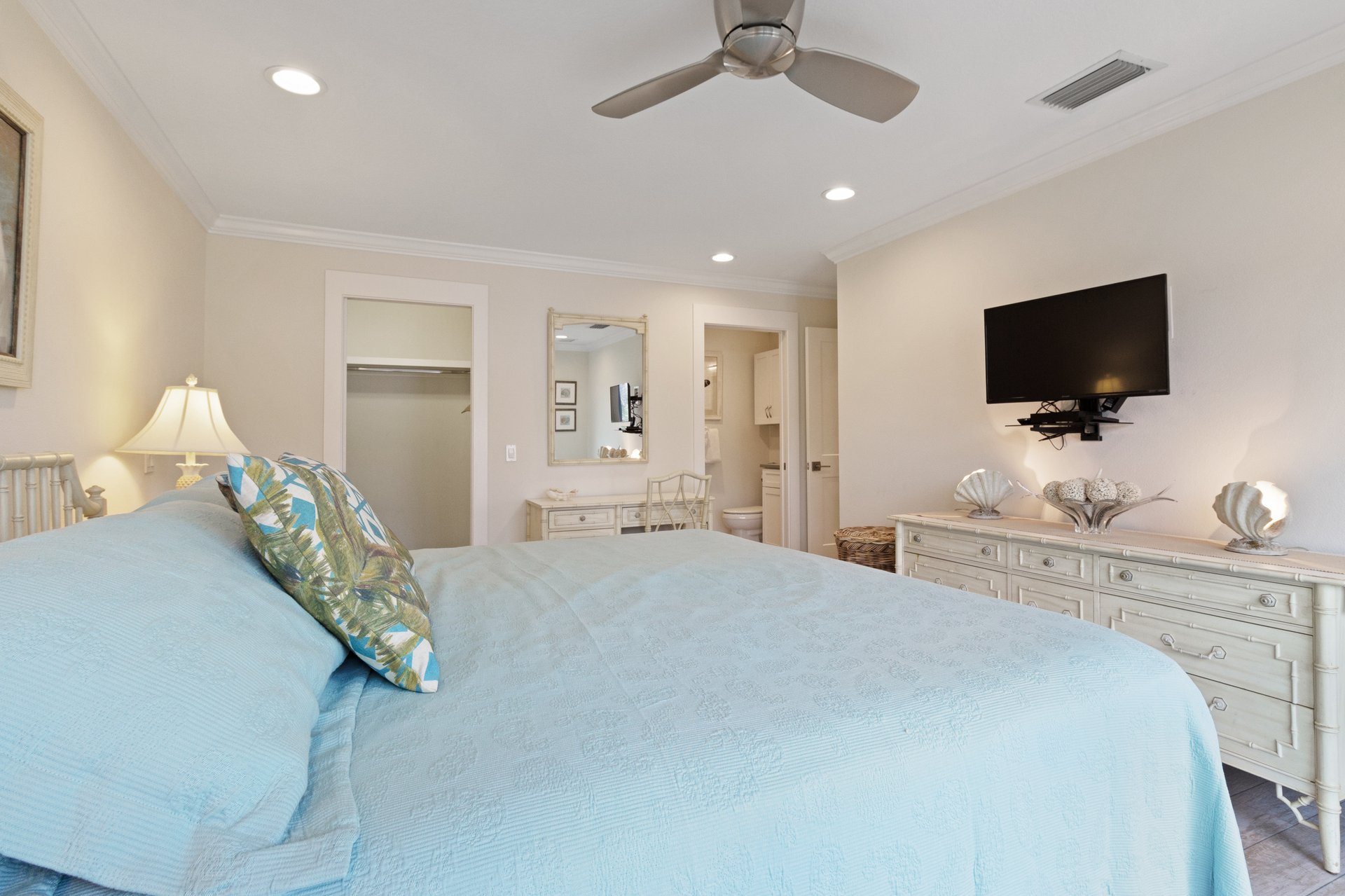 Waters Edge 208 S 27