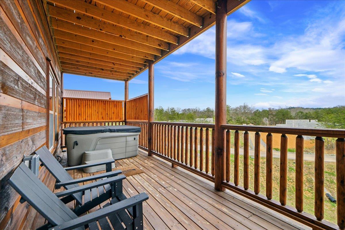 116Hot Tub