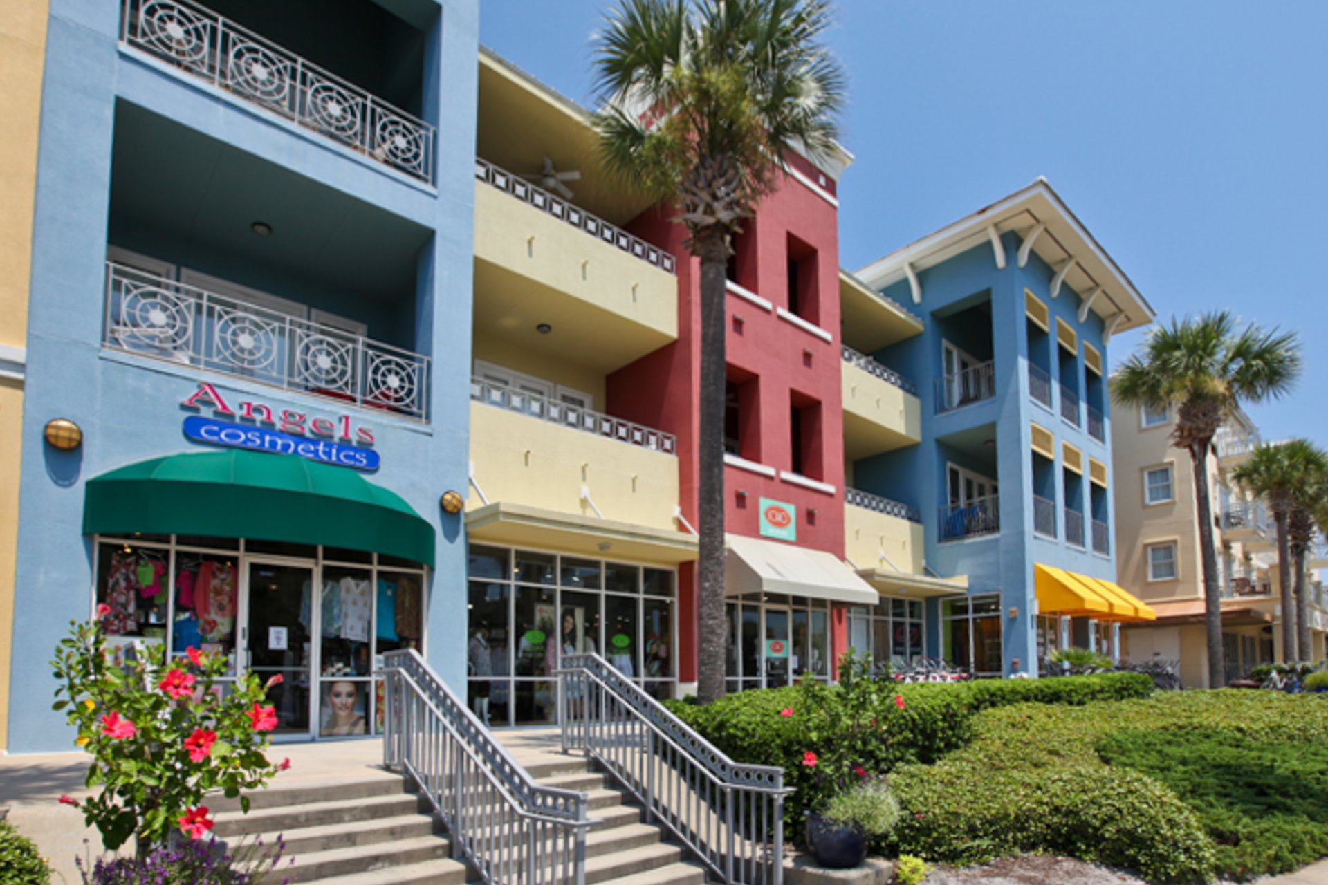 Gulf Place Residence 207 25