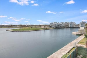 Lakeside Balcony View, 2nd Floor