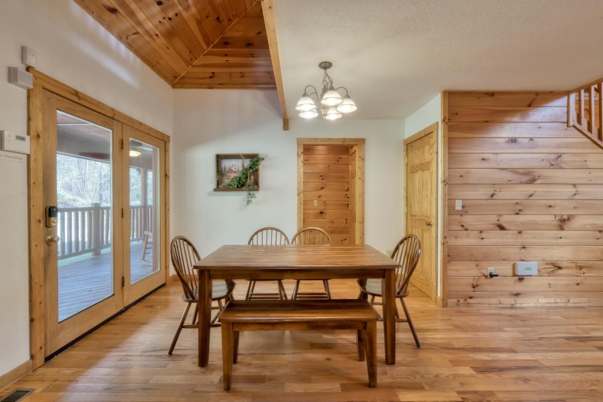 CherokeeLodge_31