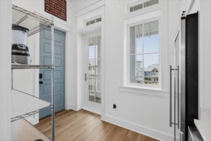 Butlers Pantry Off Kitchen