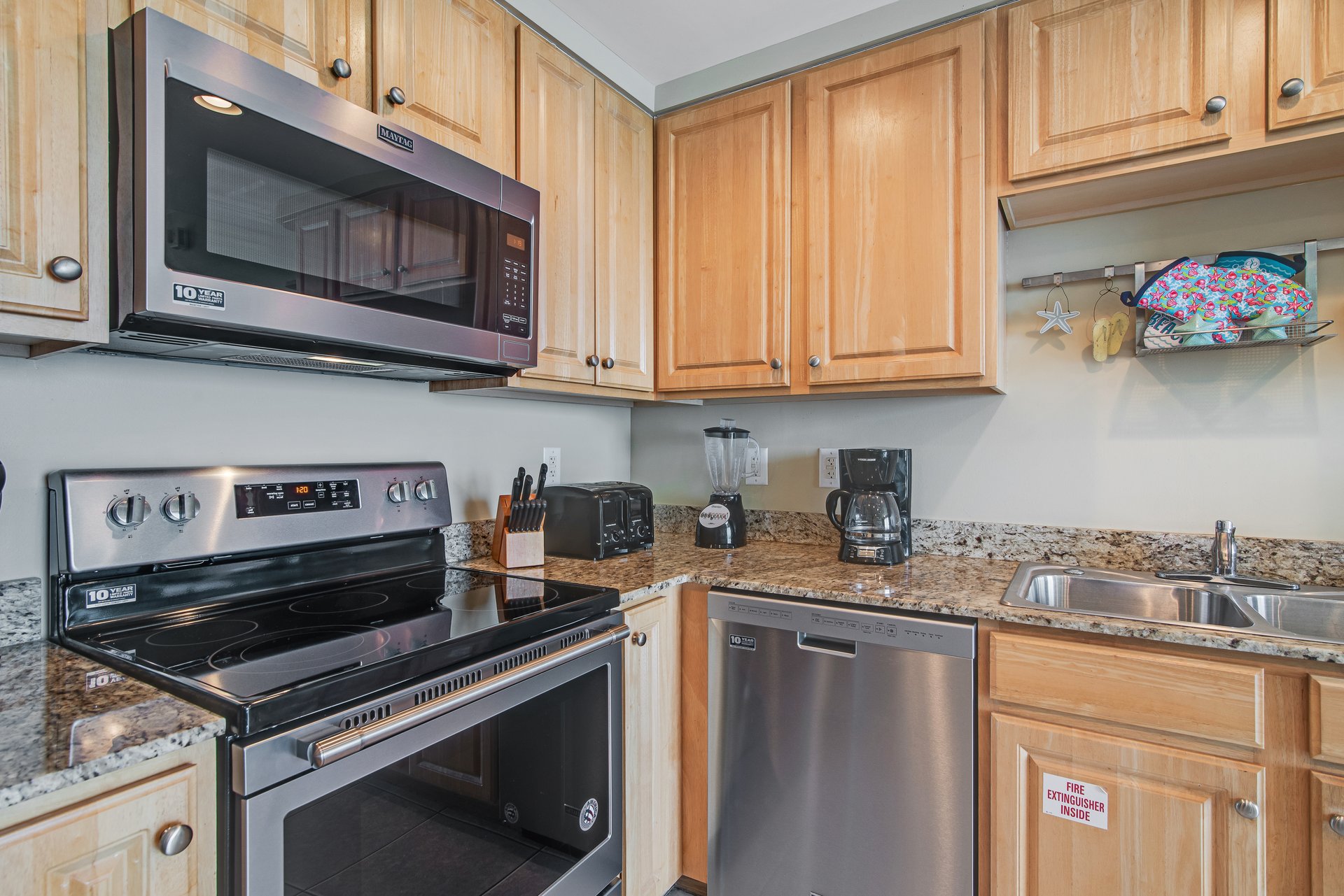 Splash Resort 2002W 11