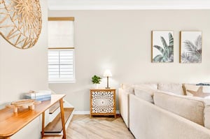 1st Floor, Living Room