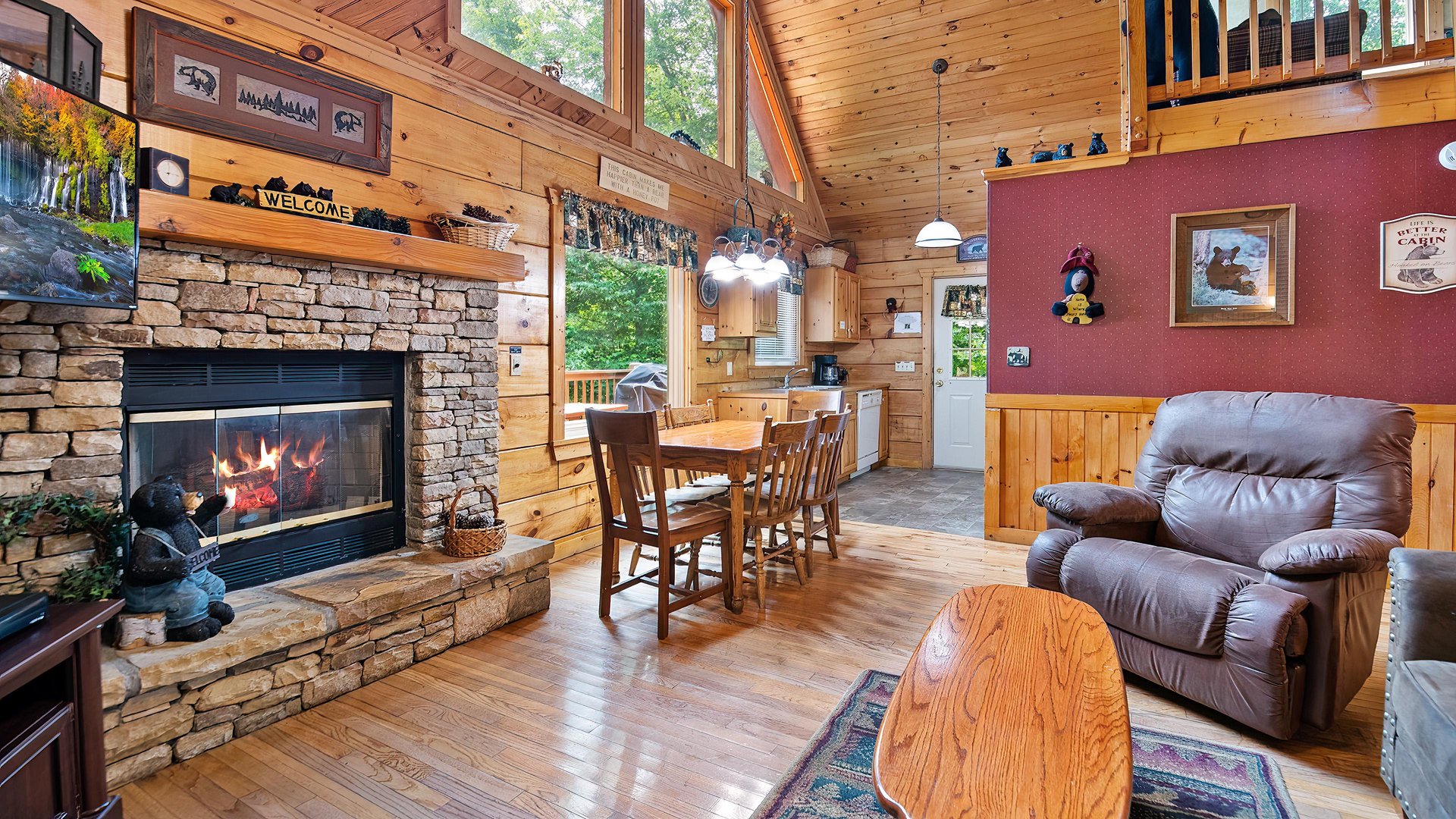at hooked on bears a 2 bedroom cabin rental located in pigeon forge