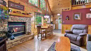 at hooked on bears a 2 bedroom cabin rental located in pigeon forge