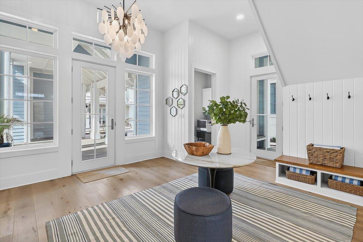 1st Floor, Entry Way