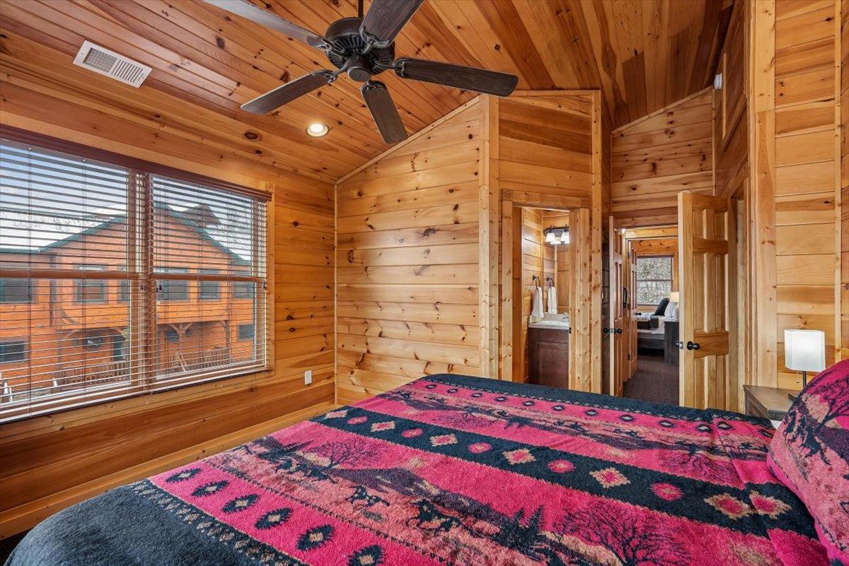 King Bedroom 3