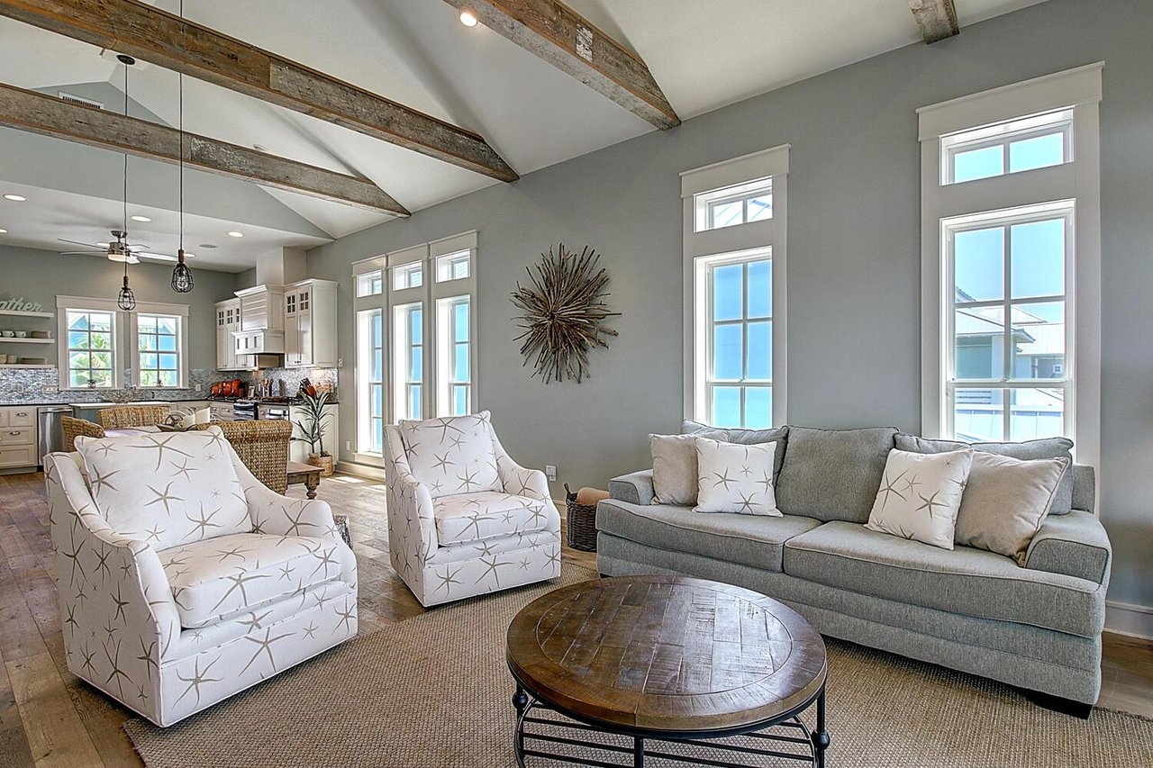 2nd Floor Living Area