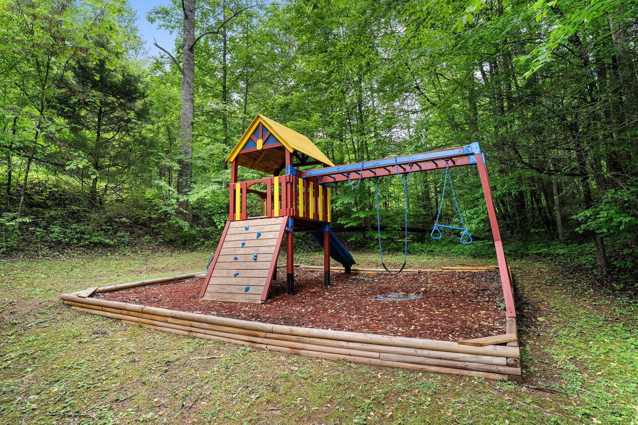 bearcoveescape33