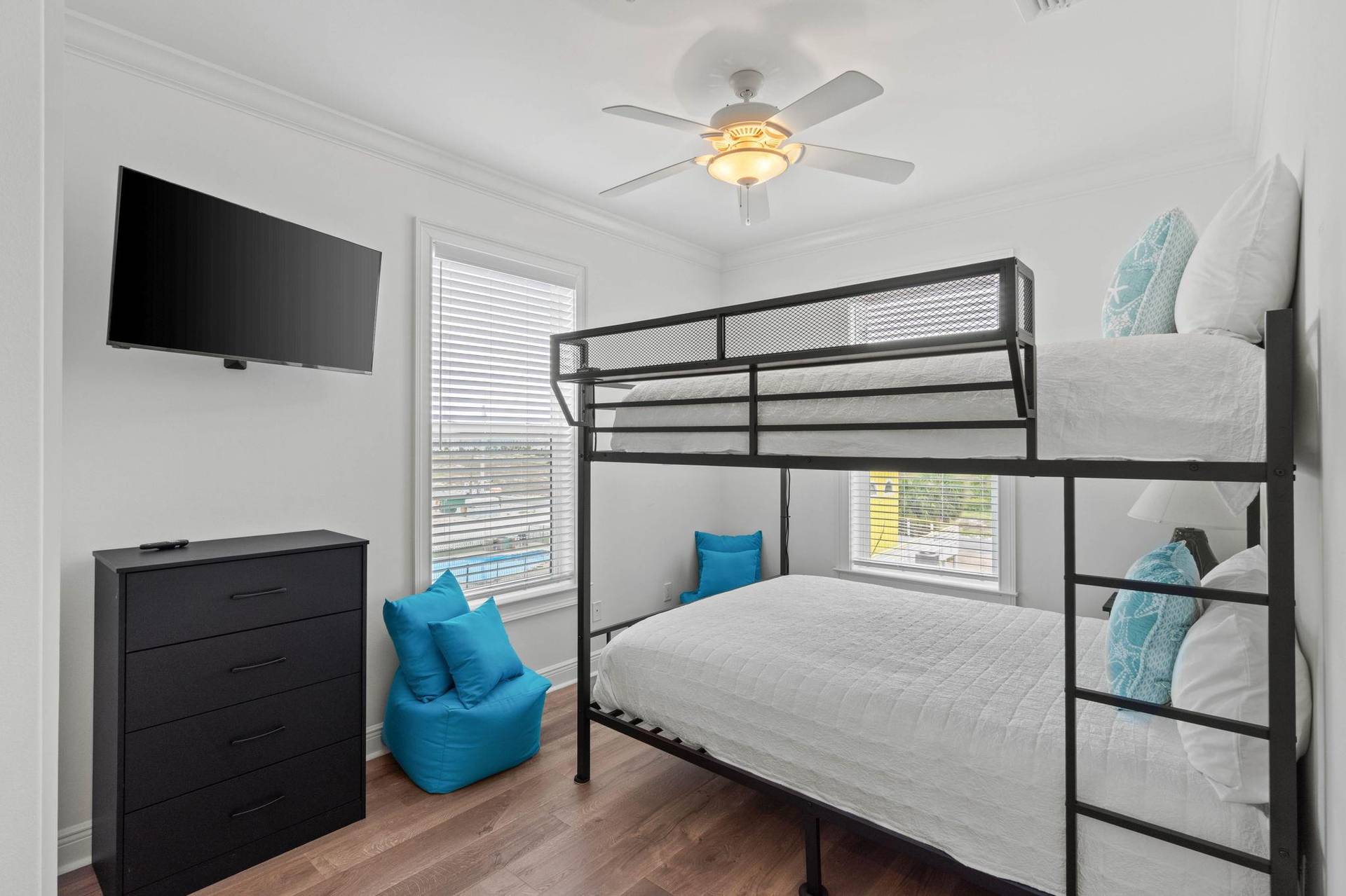 Guest Bedroom 3 Queen Over Queen Bunks