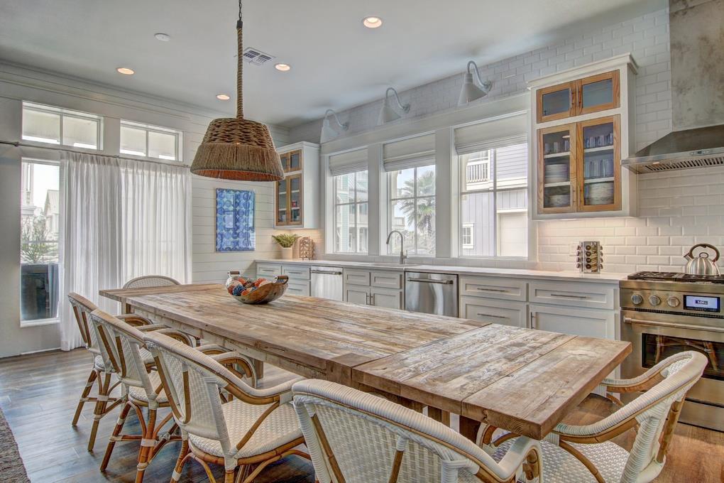 Dining Area, 1st Floor