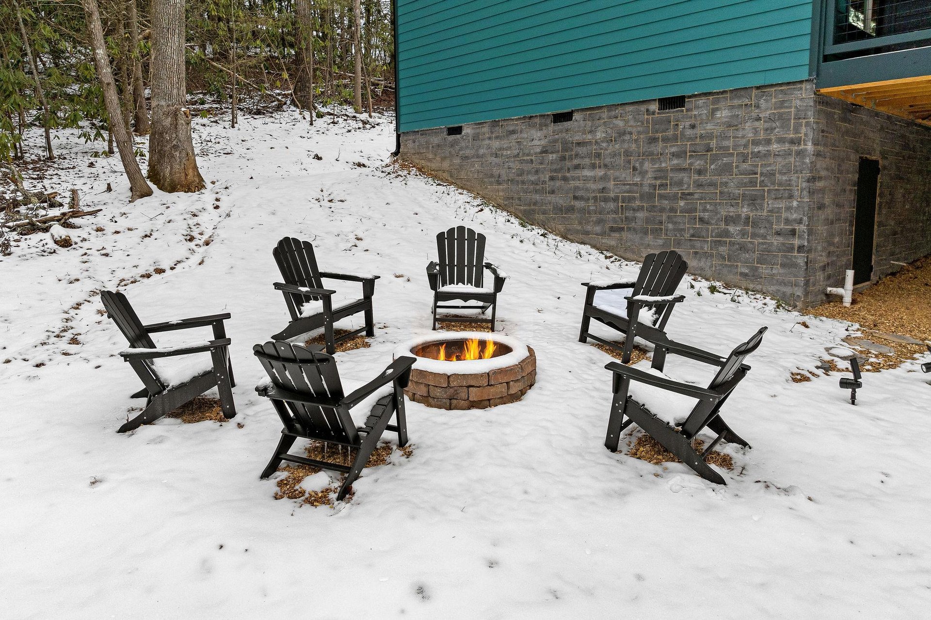 outdoor firepit