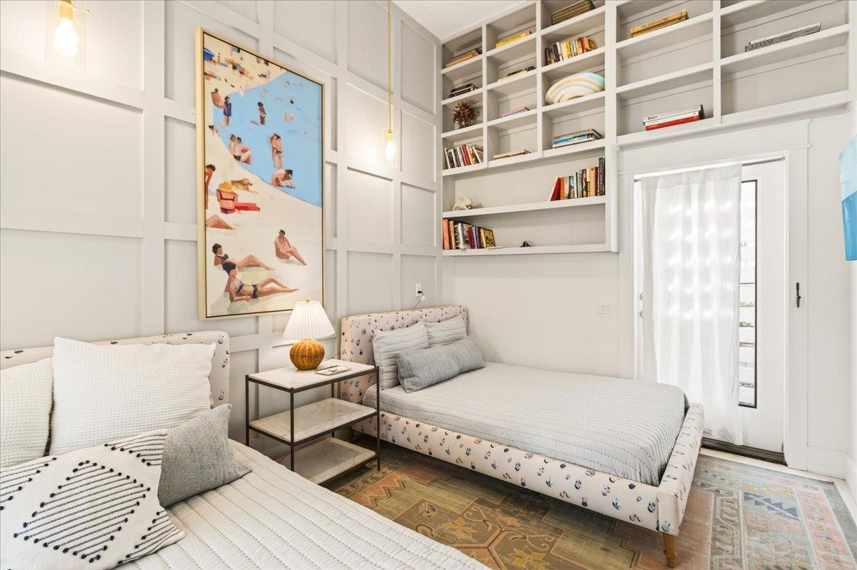 1st Floor, Twin Bedroom