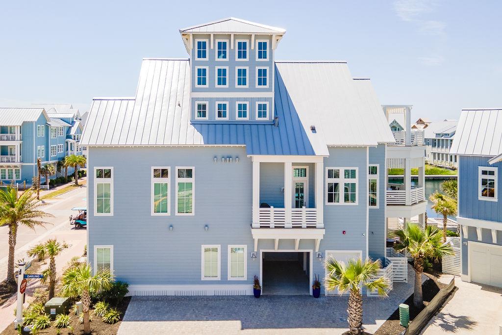 Fun Never Sets Next Door to Pools  Restaurant