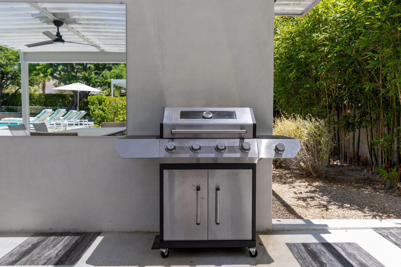BBQ grill.
