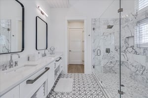 2nd Floor, Primary King Bathroom