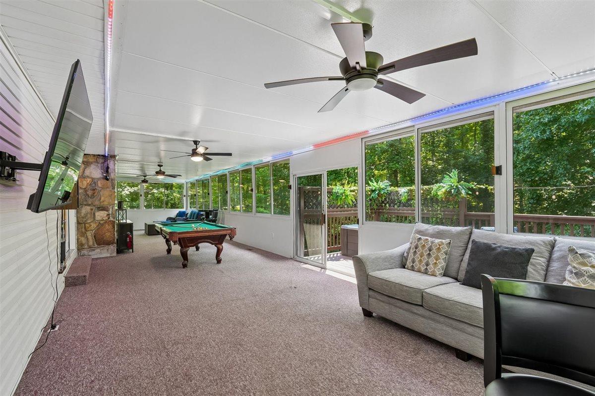 49Sun Room
