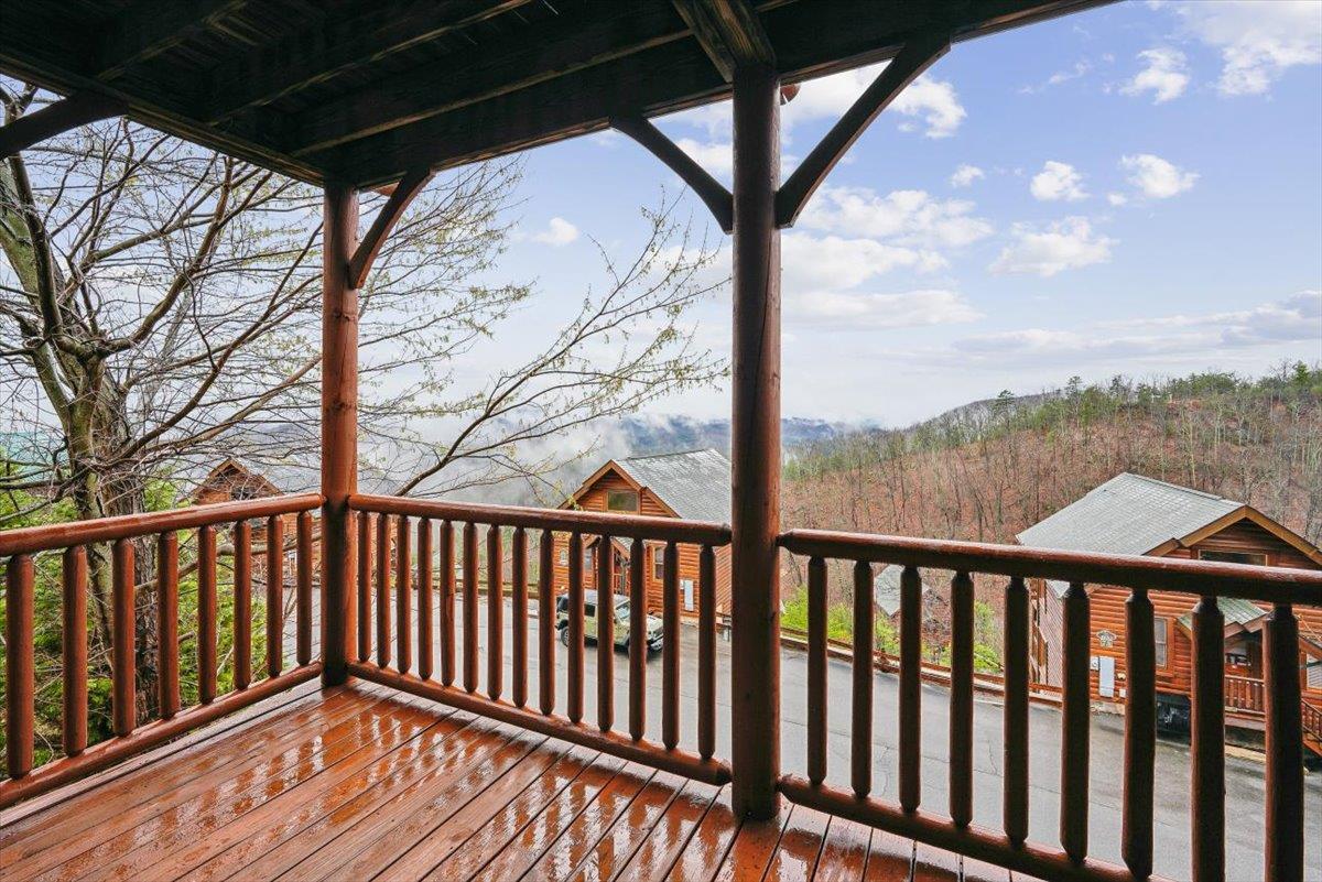 15Balcony