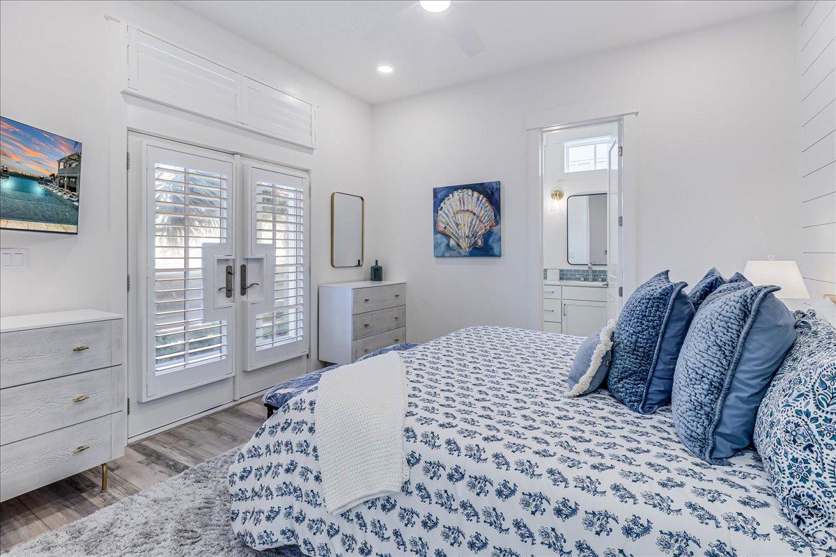 Fourth King Bedroom, 1st Floor