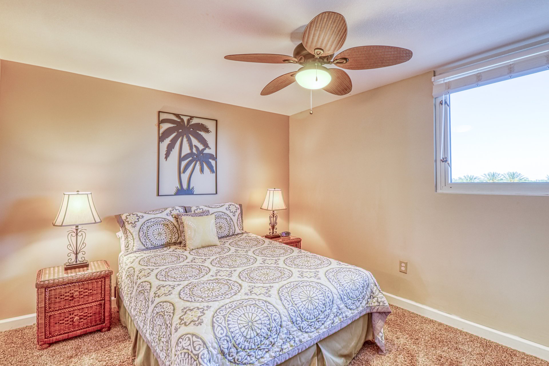 Sterling Beach 305 17