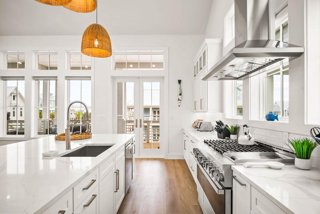 2nd Floor, Kitchen