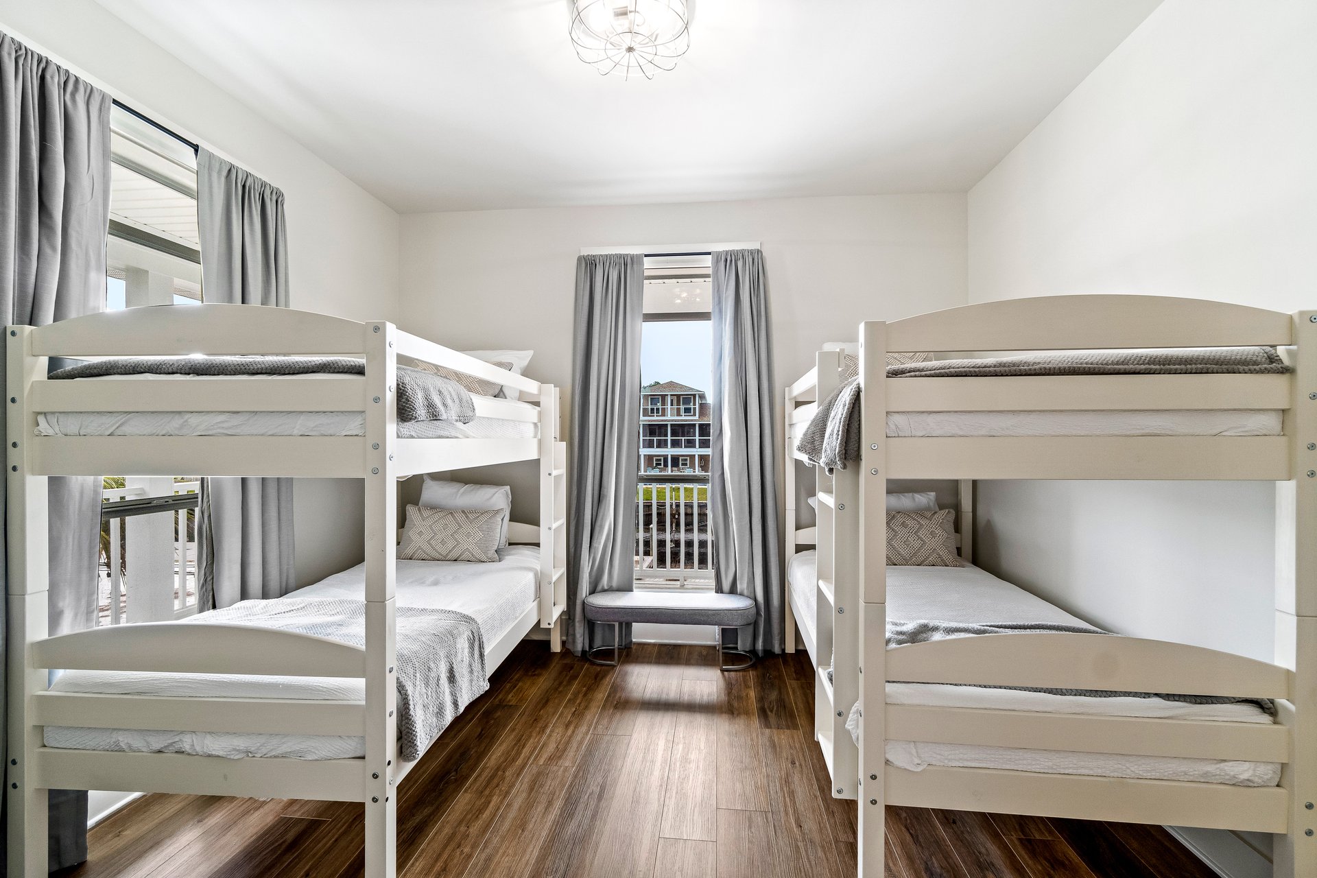 Hideaway on the Bay 18