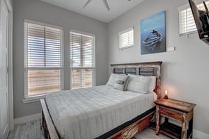 Queen Bedroom, 1st Floor