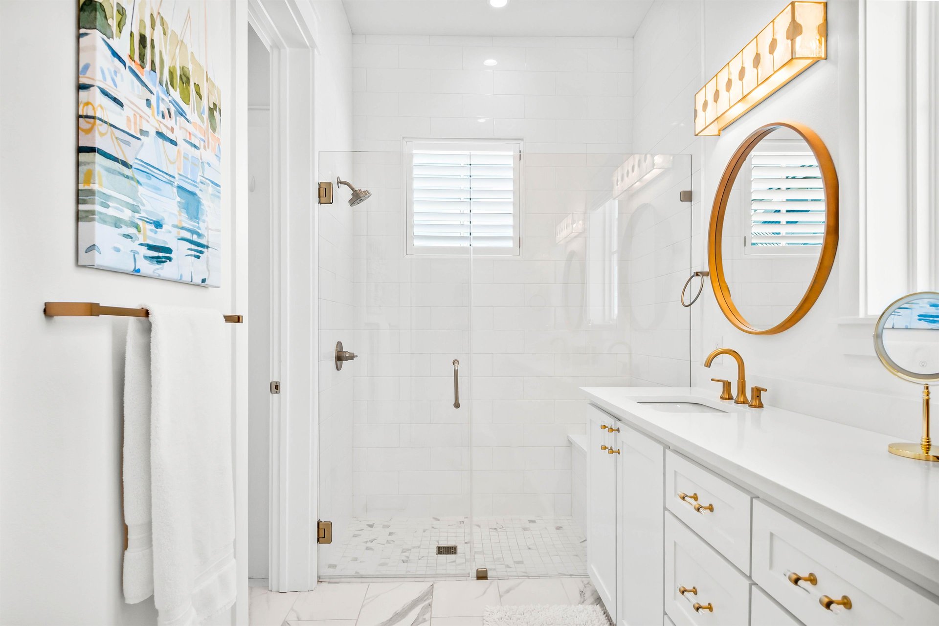 Primary King Bathroom, 2nd Floor