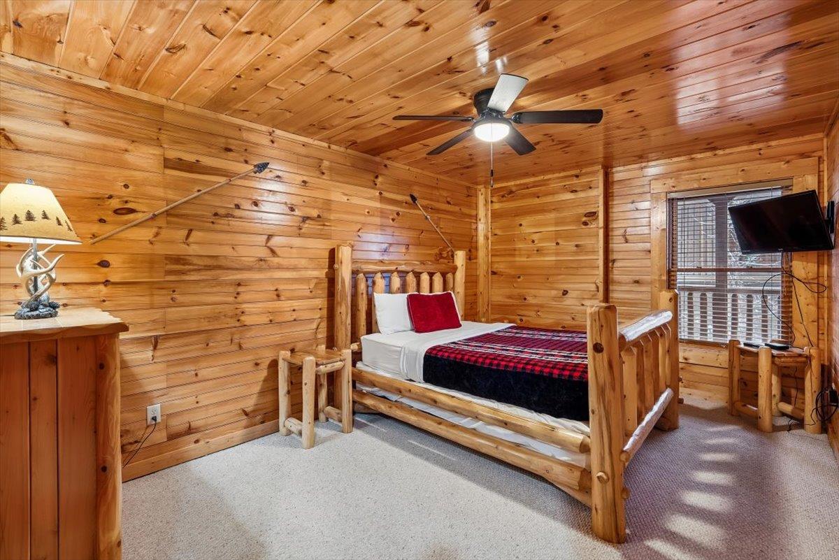 13Bedroom 3