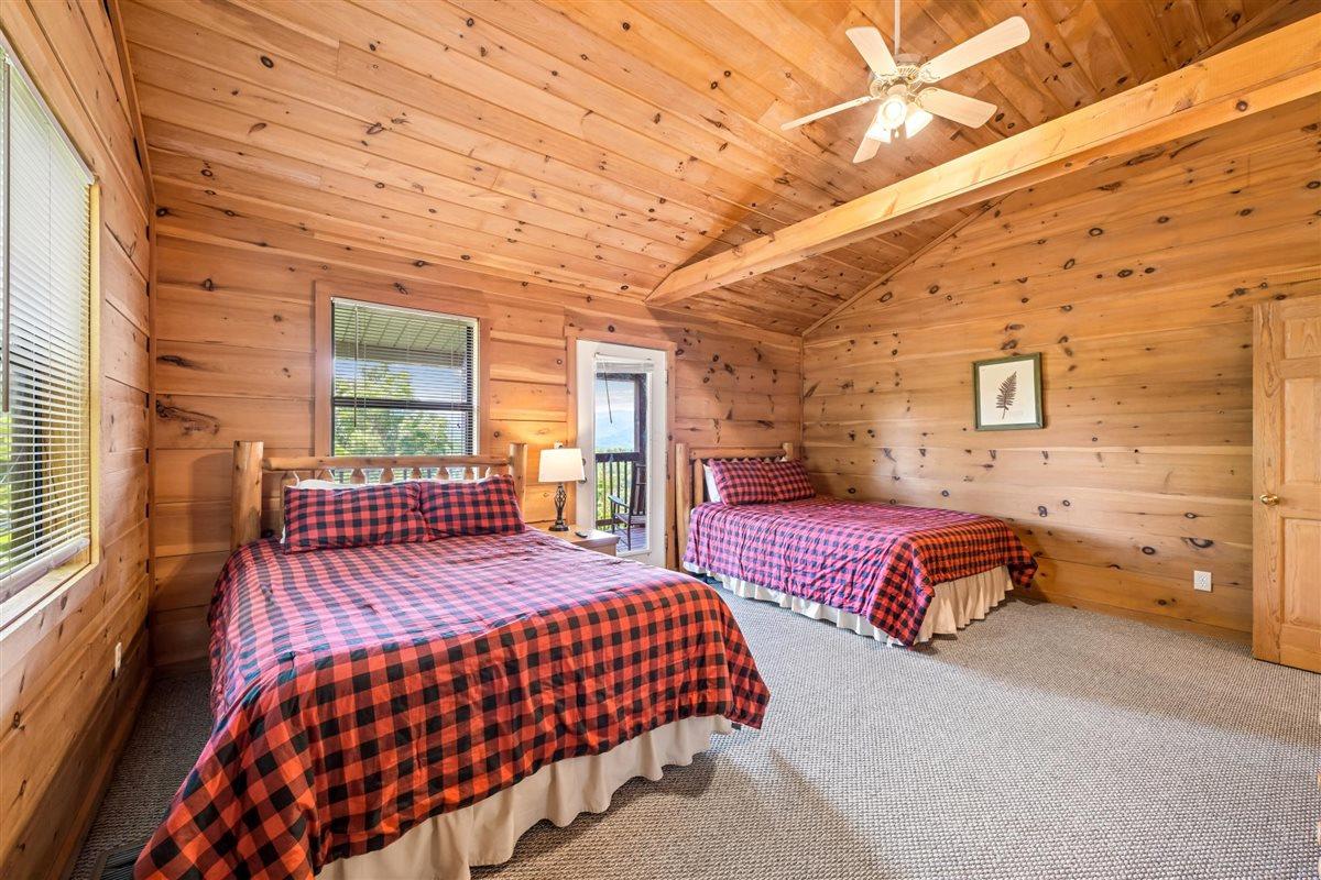 080Bedroom