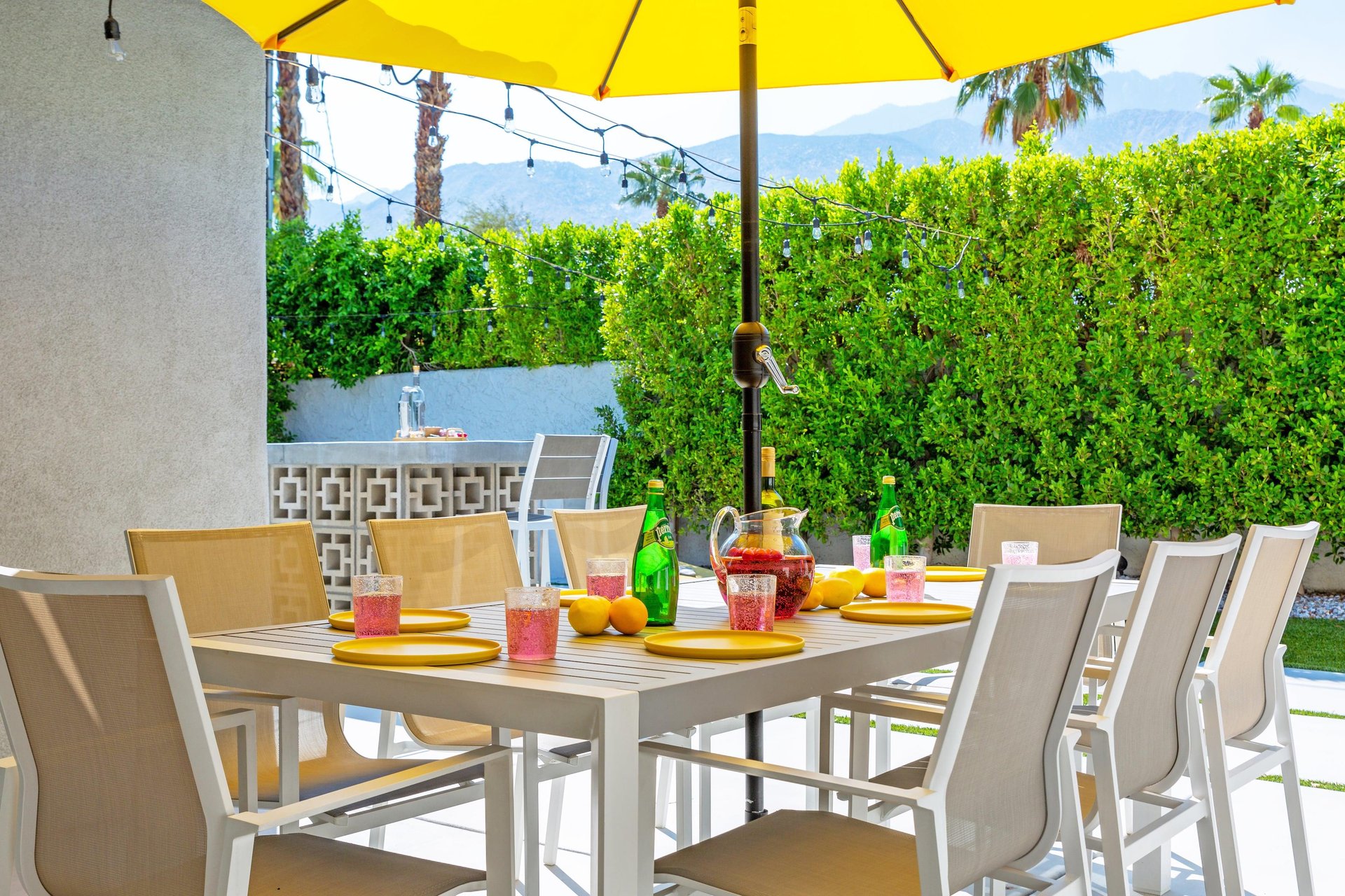Enjoy an alfresco dinner