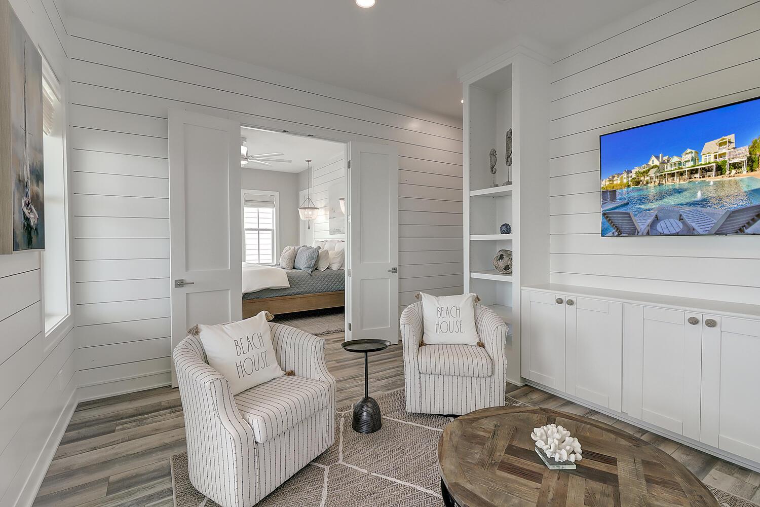 1st Floor Living Area